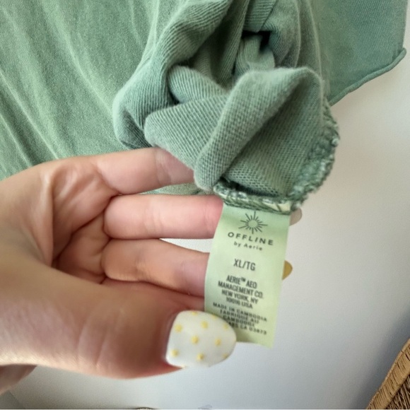 Offline by Aerie Oversized Lightweight Slouchy Green T-Shirt Size XL - Picture 9 of 9